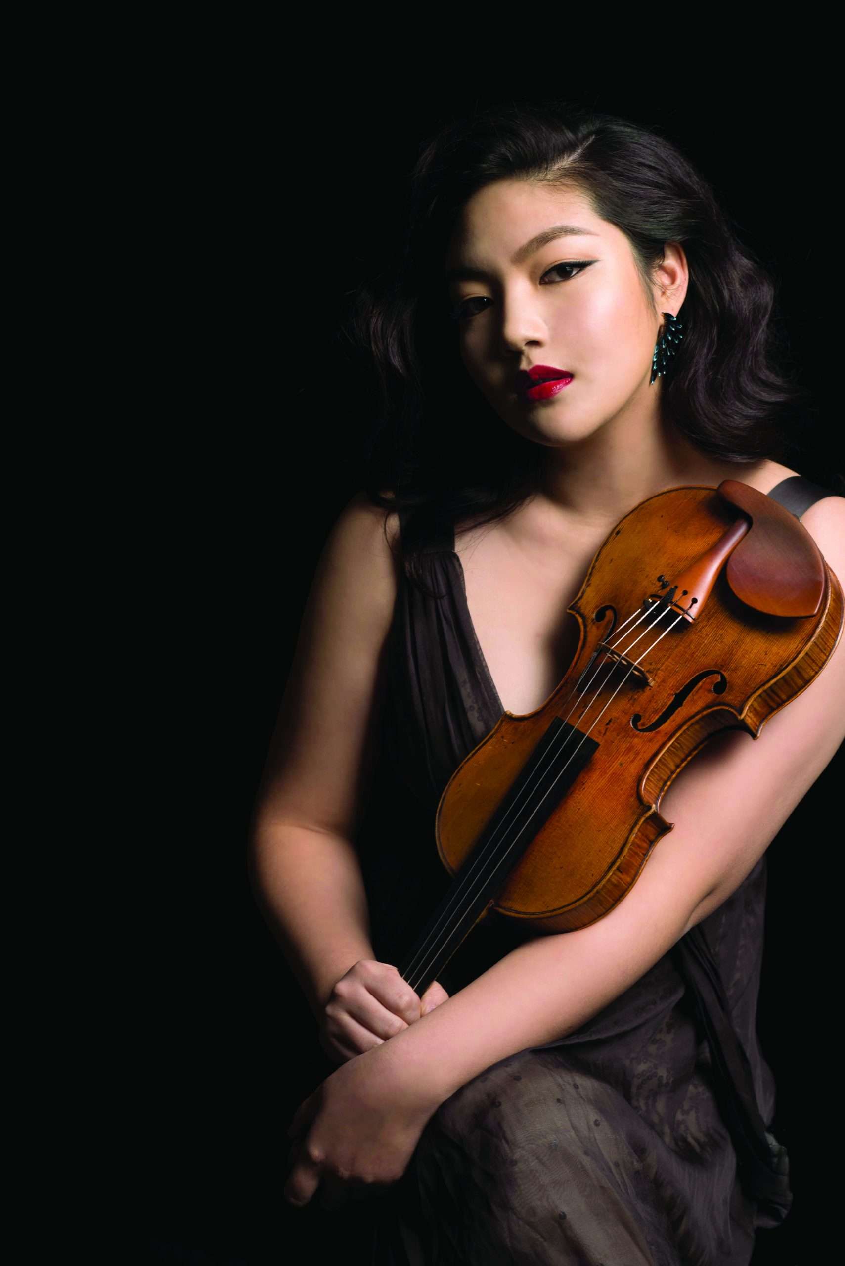 Violinist Jinjoo Cho